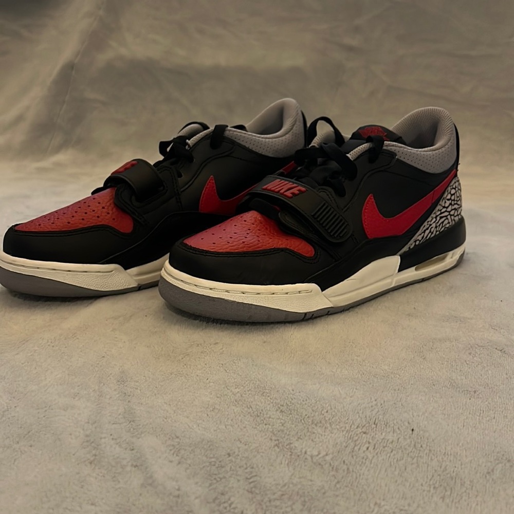 Jordan Legacy 312 Low Bred Cement
